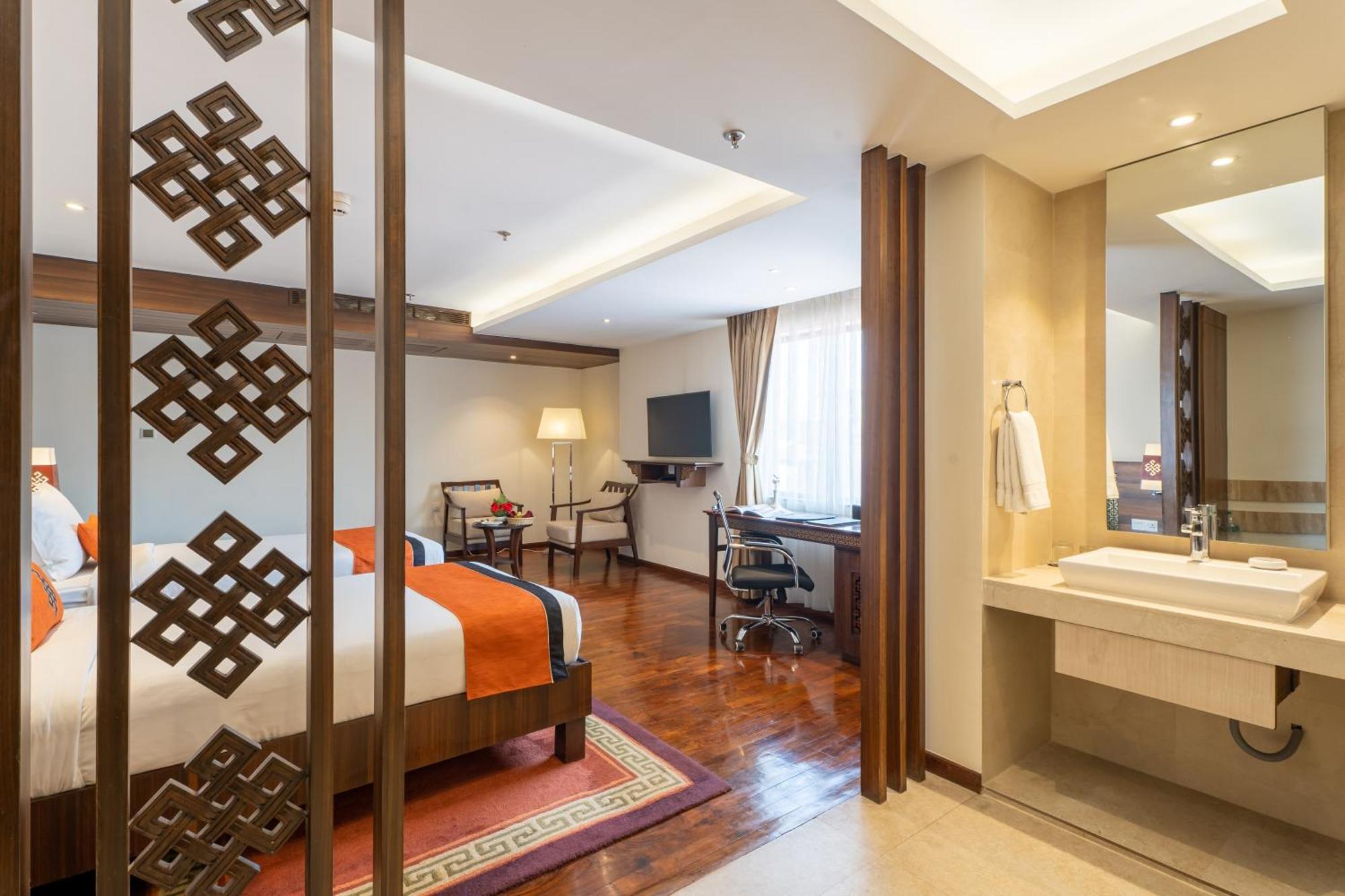 Ramada By Wyndham Kathmandu Dhumbarahi Hotel Luaran gambar